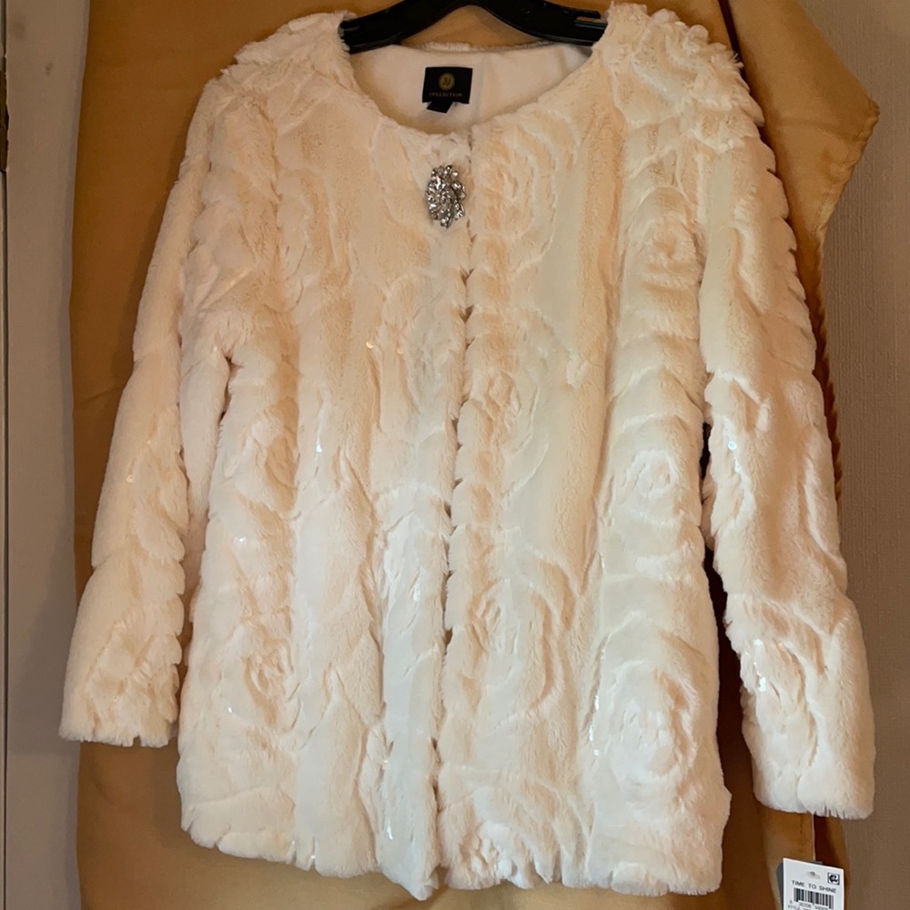 JM Collection Time to Shine Faux Fur Sweater NWT